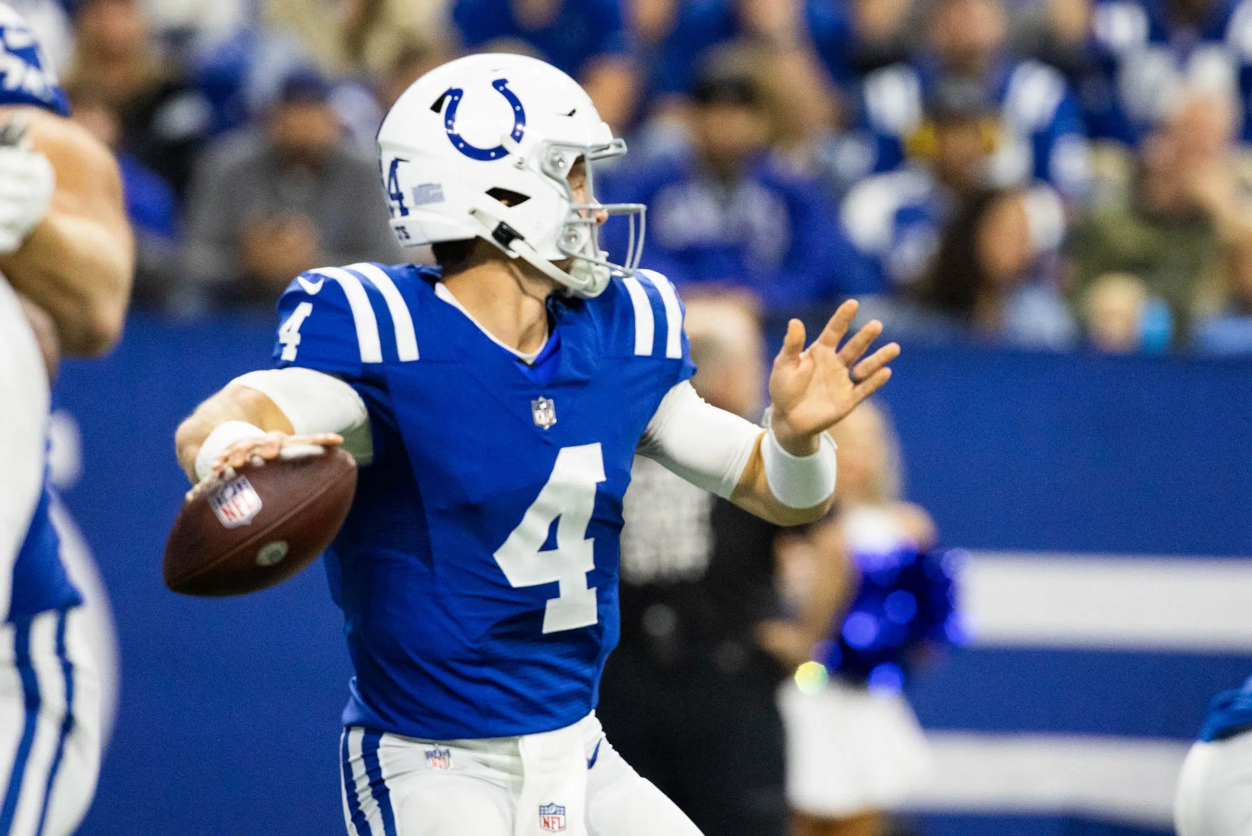 INDIANAPOLIS, IN - OCTOBER 30: Indianapolis Colts quarterback Sam Ehlinger  (4) warms up prior to an NFL game between the Washington Commanders and the  Indianapolis Colts on October 30, 2022 at Lucas