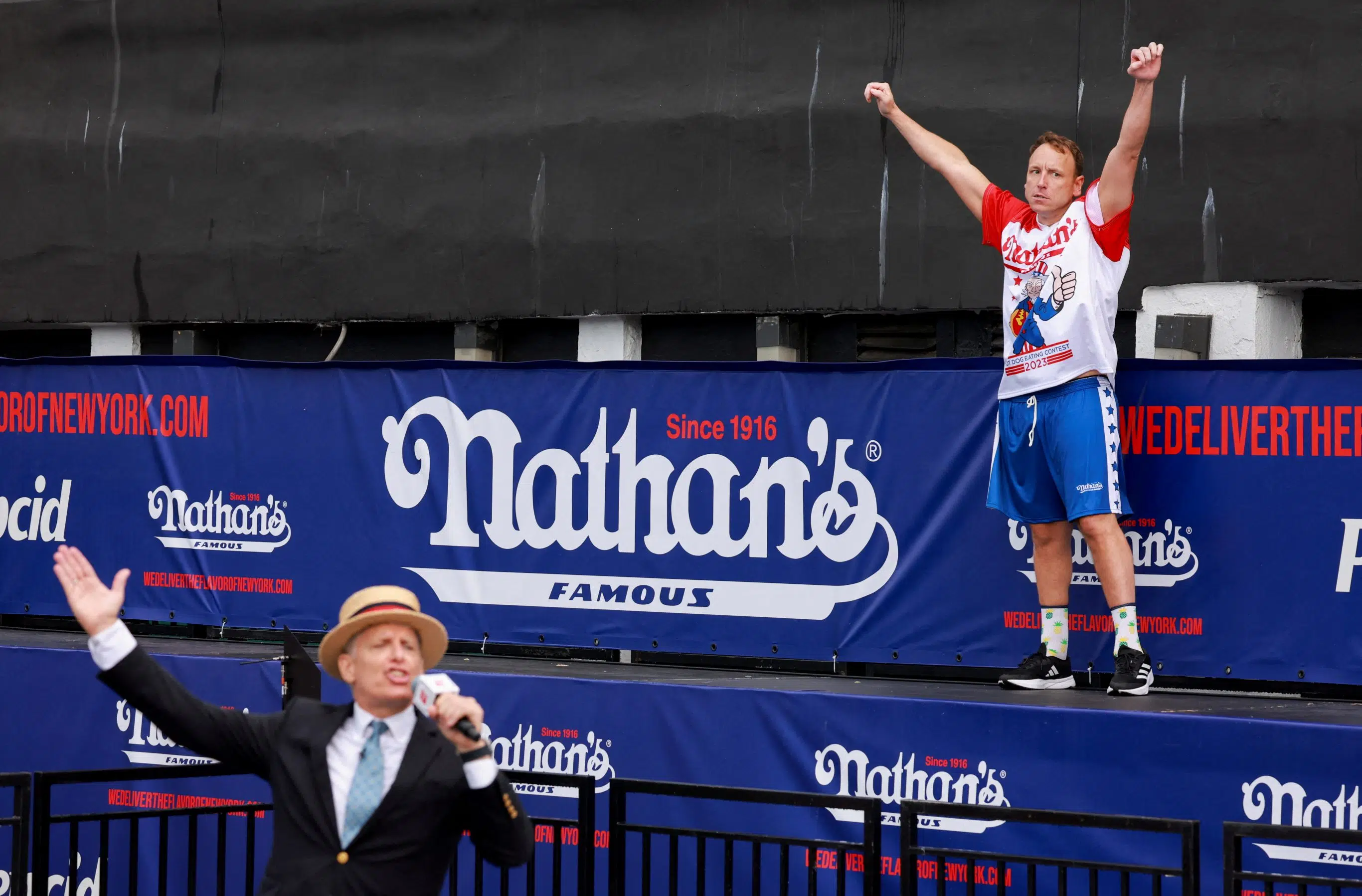 Joey Chestnut Downs 62 Hot Dogs To Win 2023 Nathan’s Famous Hot Dog ...