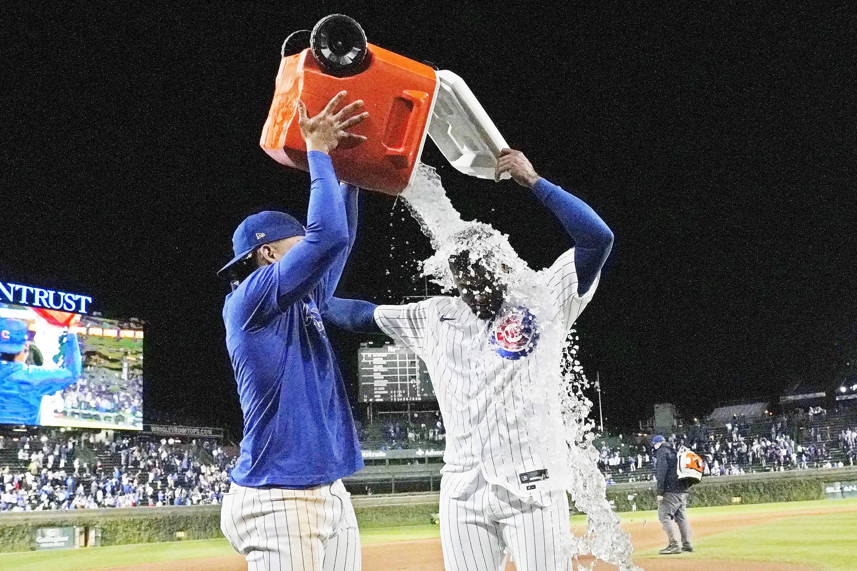 Bellinger leads Cubs past the Pirates in final game of series