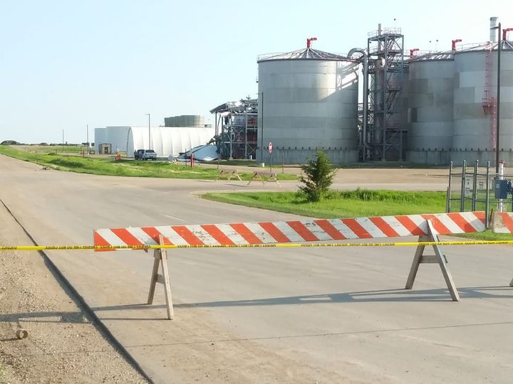 Initial indication is explosion at Ringneck Energy ethanol plant at Onida Sunday caused by buildup of vapers; Authorities continue to ask people to stay away from the area - Vimarsana News