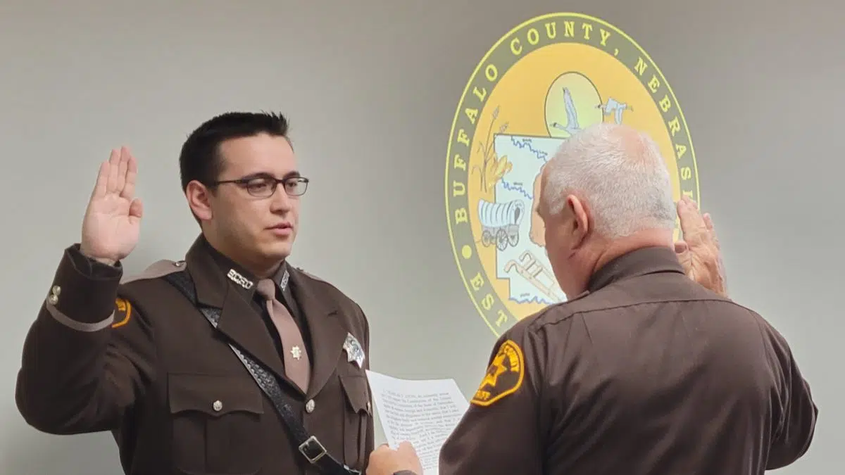 New Buffalo County Sheriff’s deputy sworn in 107.7 The Island Real