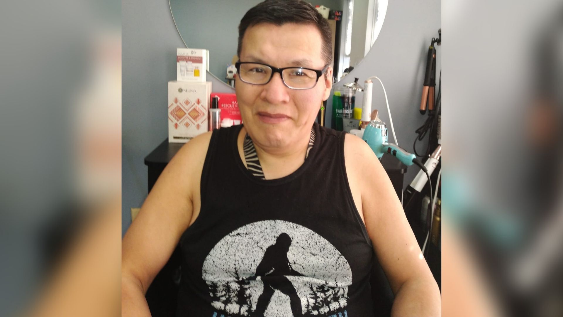 Former taxi owner requesting community support for new company - Vimarsana News