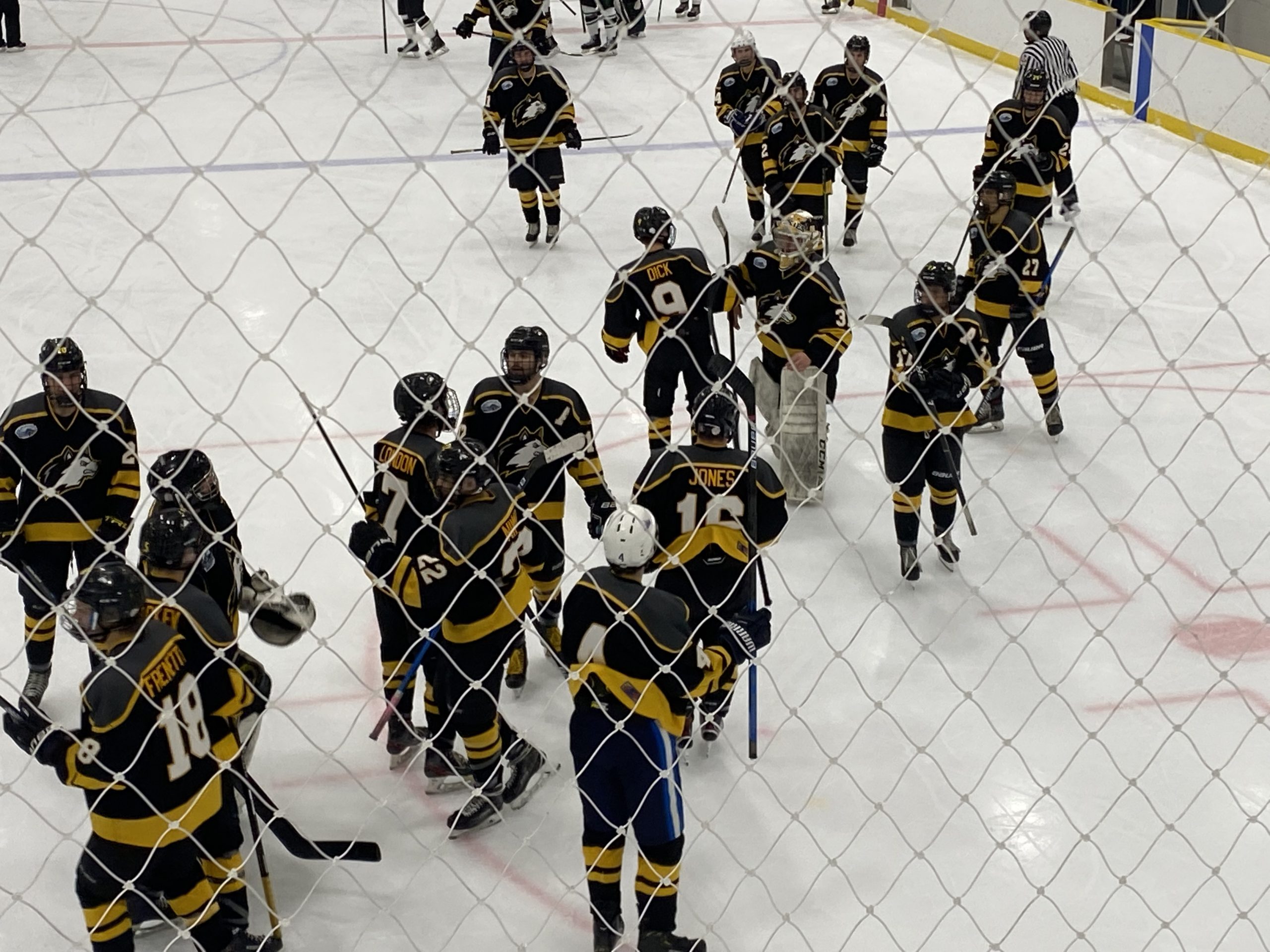 Huskies thump Navigators 10-0 to close out 2021 in style - Vimarsana News