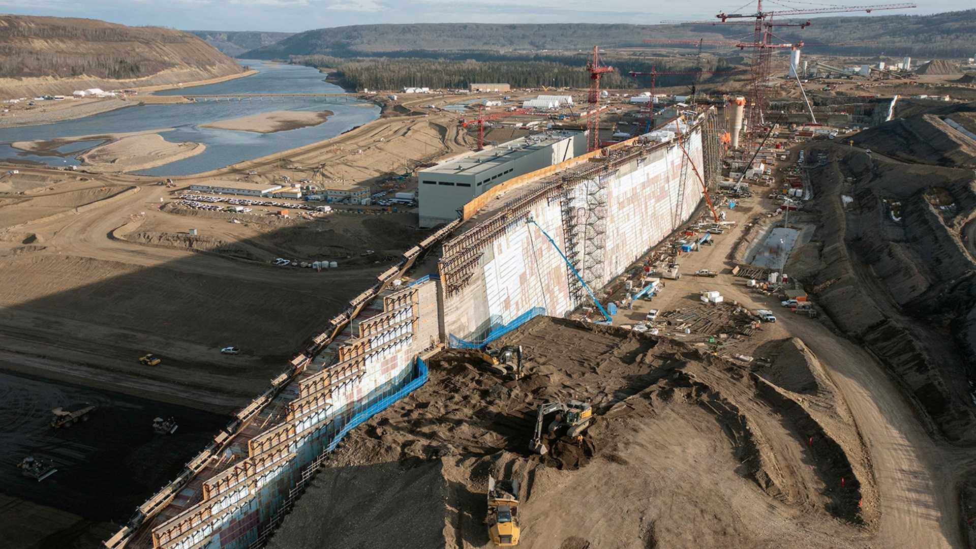 October Site C employment numbers show 70 per cent of workers were British Columbians - Vimarsana News