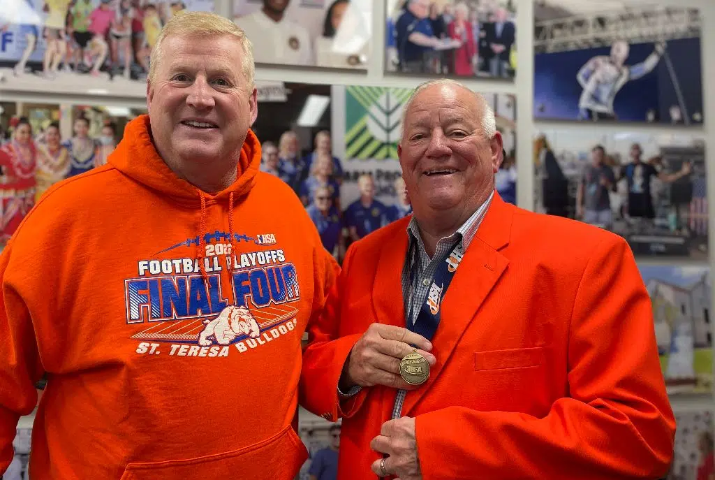 LISTEN Aric Lee, Coach Mark Ramsey, & Dr. Ken Hendrickson joined Soy City Buzz on First Mid