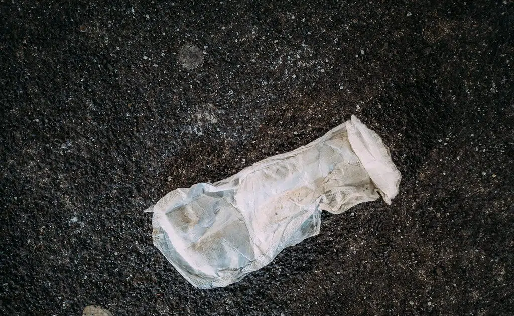 Gooch Grease? WTF?!?! 105.3 The Bone Lincoln's Real Rock