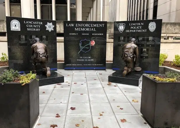police memorial art