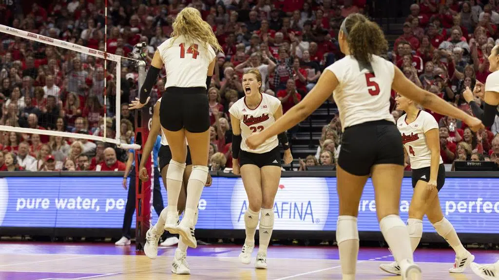 Nebraska Volleyball Returns to AVCA No. 1 KLIN News/Talk 1400