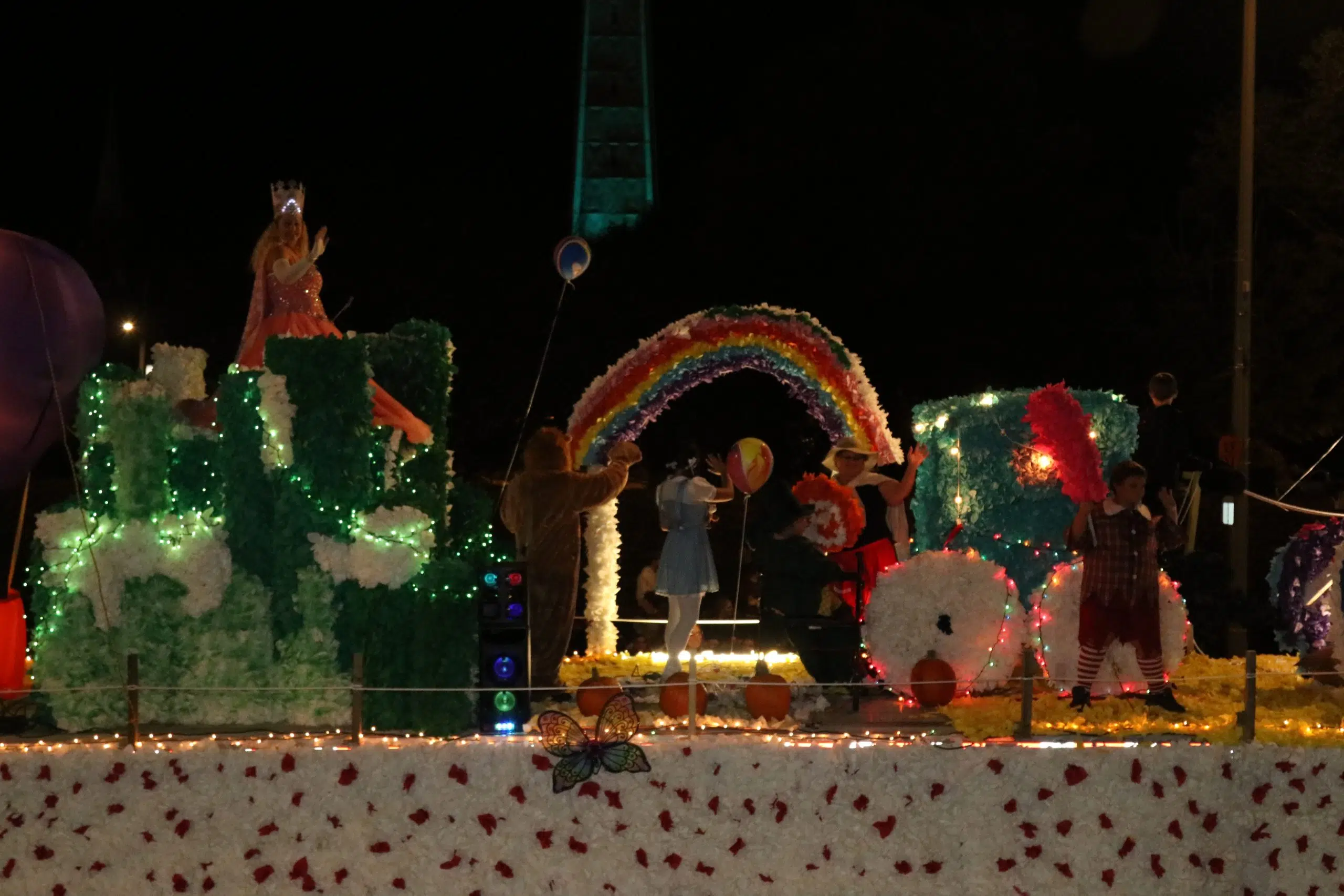 Family floats take top honors in 95th Annual Centralia Halloween Parade