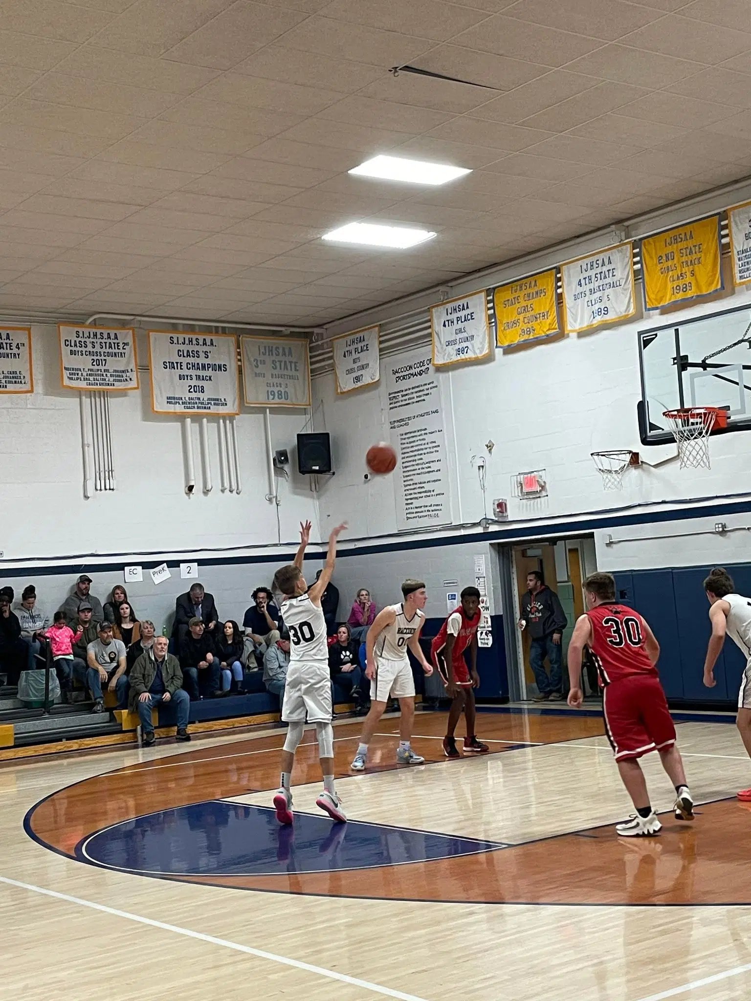 Waltonville Wins Their Own Holiday Tournament Over Raccoon South