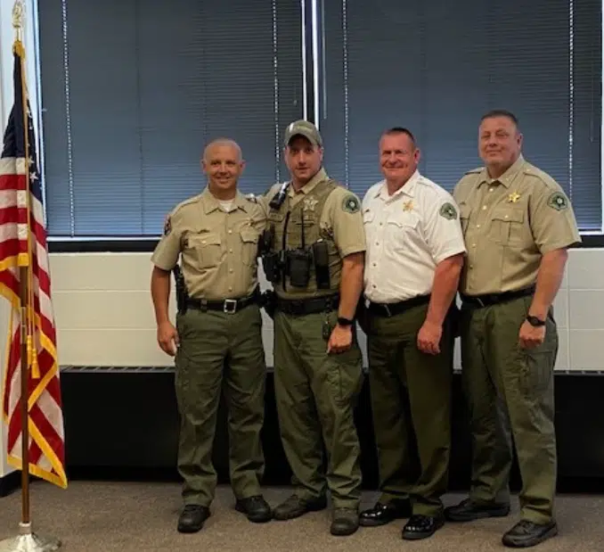 Whiteside County Deputy Returns To Duty After Month Recovery From Being Shot River Country