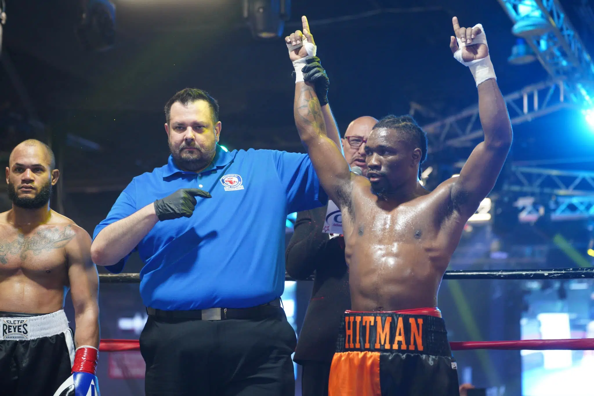Local southpaw boxer Roger “The Hitman” Hilley joins Press Row before