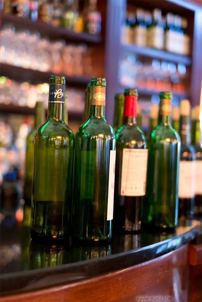 Bottle of wine sells for a million LITE 88.5 LITE FAVOURITES