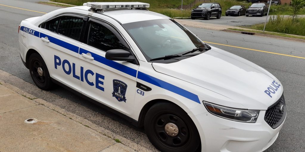 One person injured after car crash at Halifax Commons - Vimarsana News