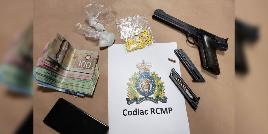 RCMP Seize Weapon, Drugs From Vehicle During Checkpoint - Vimarsana News