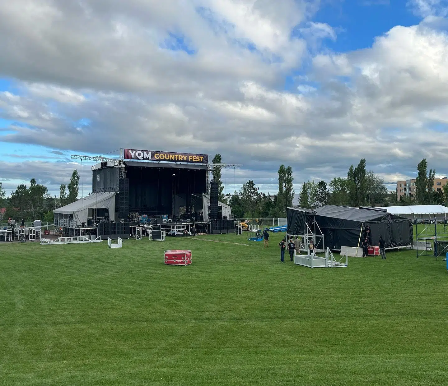 Country Music Fans Arriving In Greater Moncton Country 94