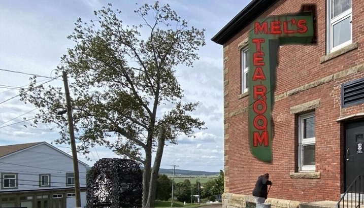 Dorchester Jail Owner Saves Mel's Tearoom Sign - Vimarsana News