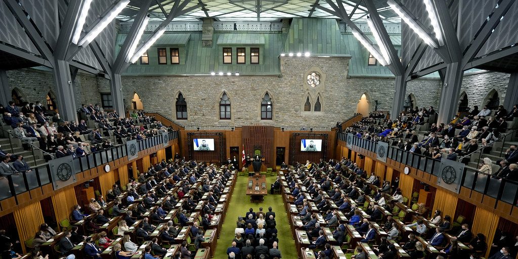 Canadian Taxpayers Federation opposes MP pay hike - Vimarsana News