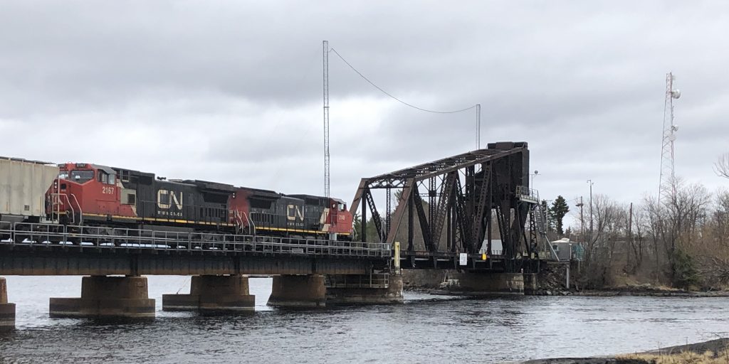 Council committee reviews CN bridge project - Vimarsana News