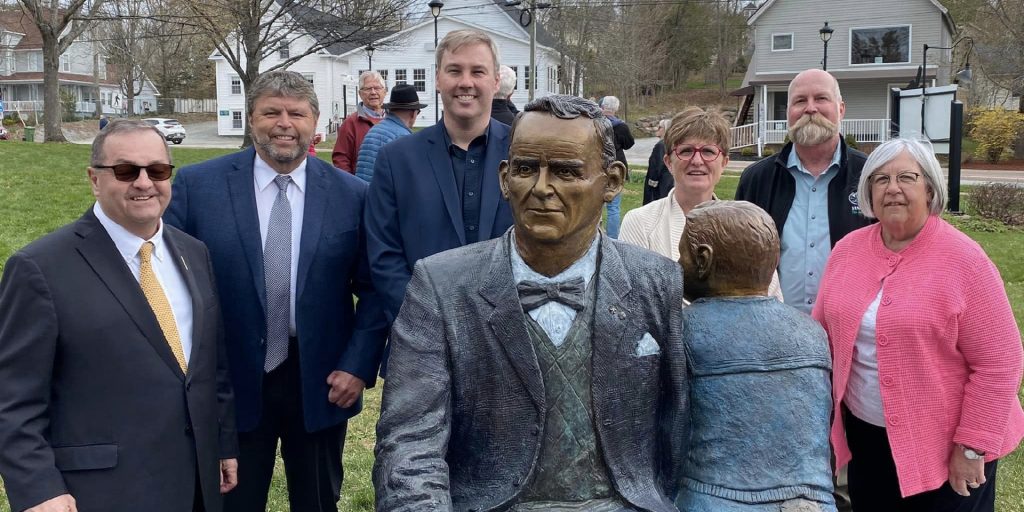 New statue of John Peters Humphrey unveiled in Hampton - Vimarsana News