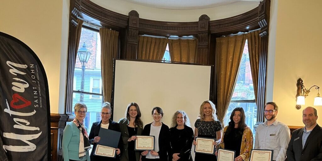 Uptown BIA recognizes decades-old members at AGM - Vimarsana News
