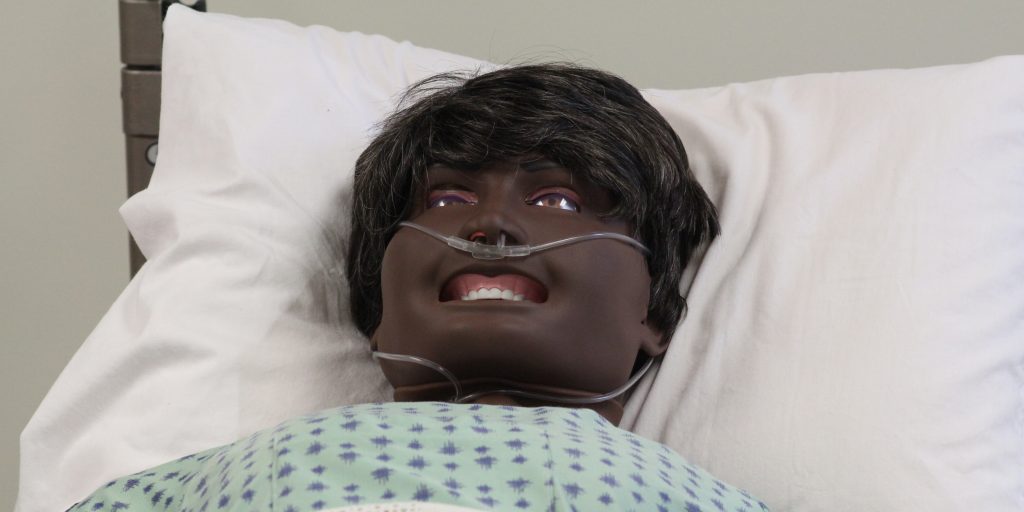 Hospital receives two hi-tech manikins - Vimarsana News
