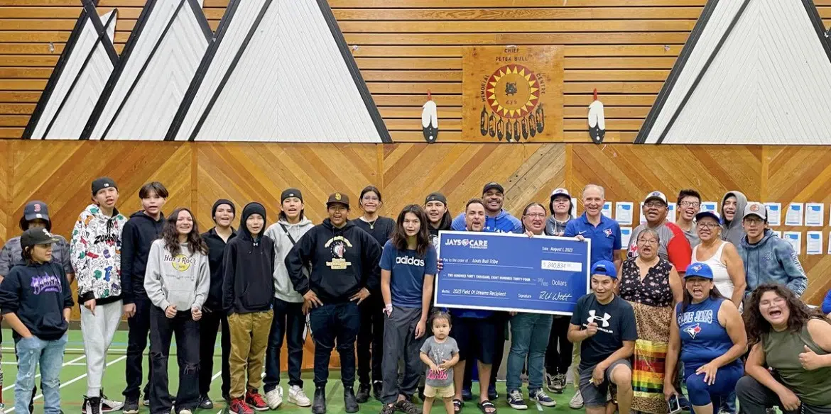 Louis Bull Tribe receives Toronto Blue Jays donation to fix up baseball