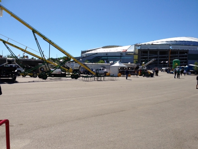 Canada's Farm Show going virtual in 2021 | 620 CKRM The Source | Country Music, News, Sports in Sask - Vimarsana News