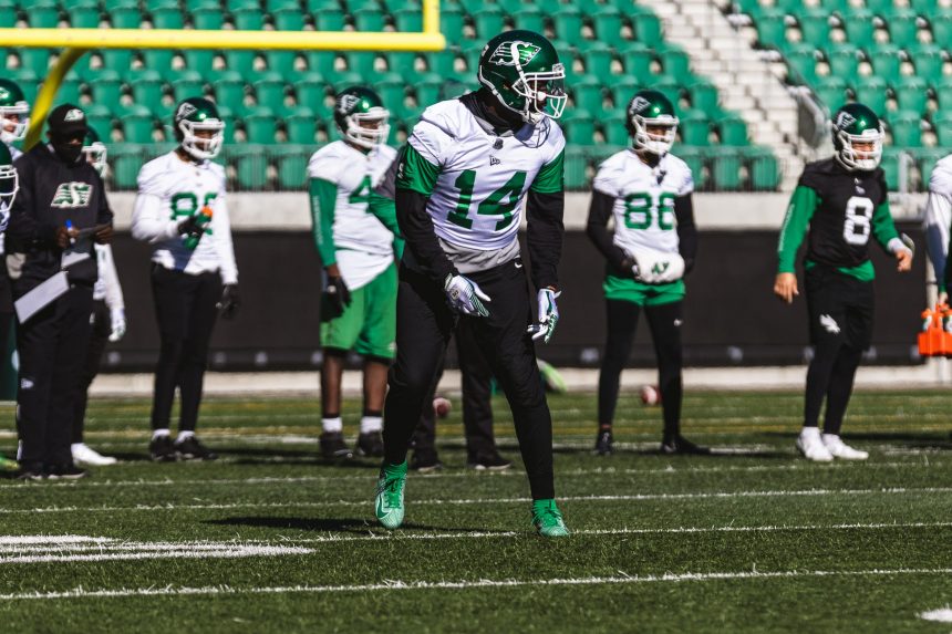 Riders resign Duke Williams - Vimarsana News