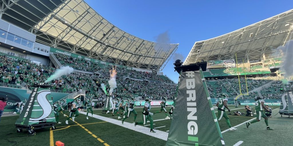 Riders run wild over Redblacks 28-13 - Vimarsana News