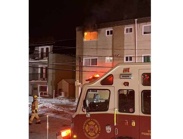 Apartment fire send resident to hospital - Vimarsana News