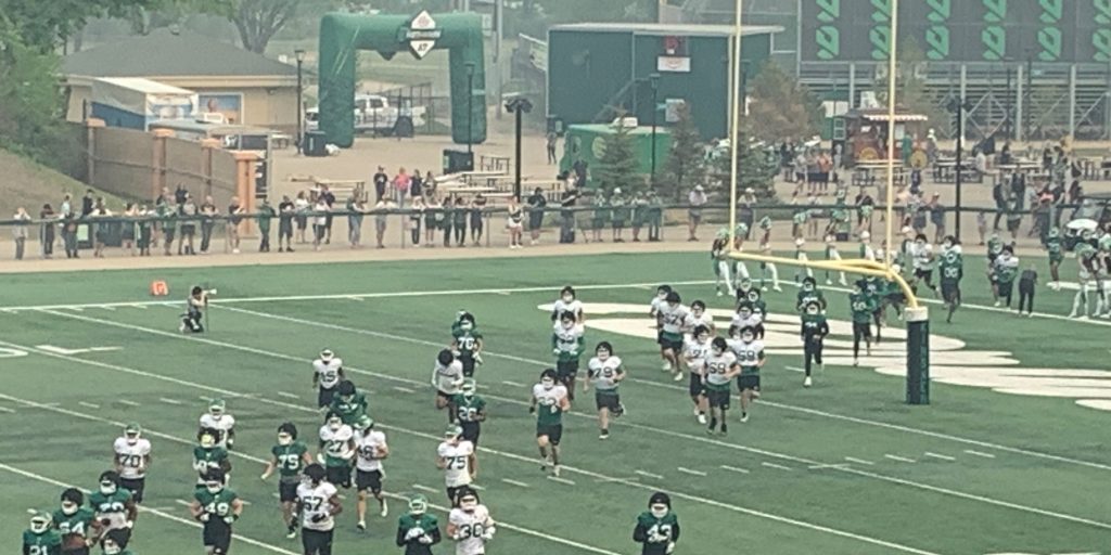 Roughriders Green and White Game shortened due to poor air quality in Saskatoon - Vimarsana News