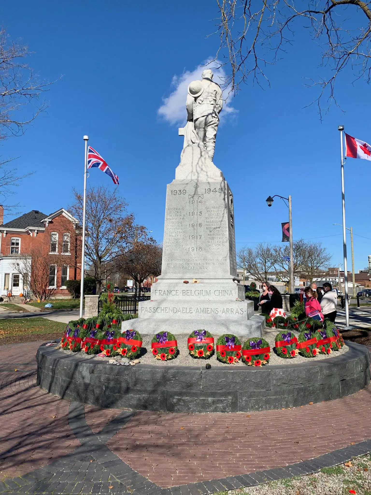 Remembrance day parade milton