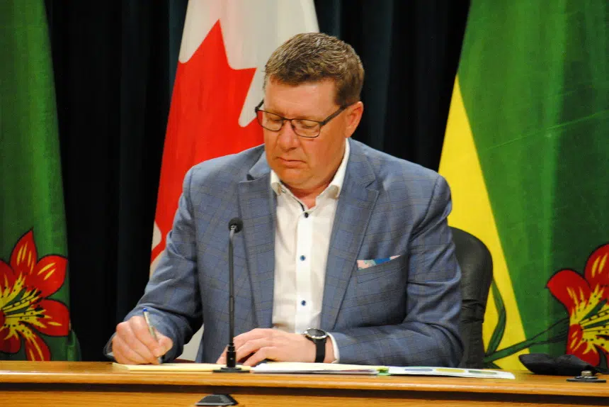 Moe says Sask. hasn't asked for federal help during COVID fourth wave
