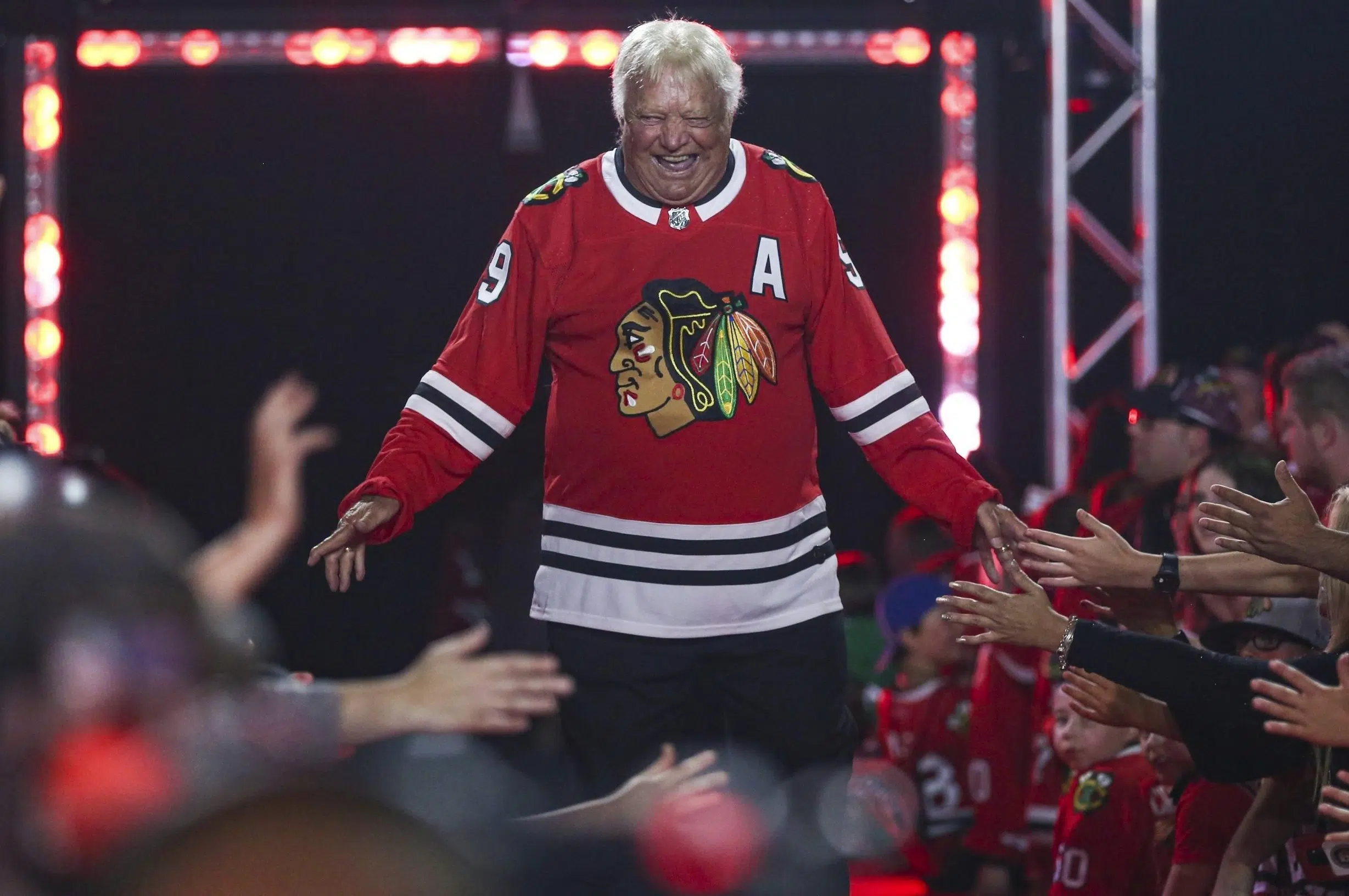 'Definitely influential:' Hockey legend Bobby Hull dead at age 84