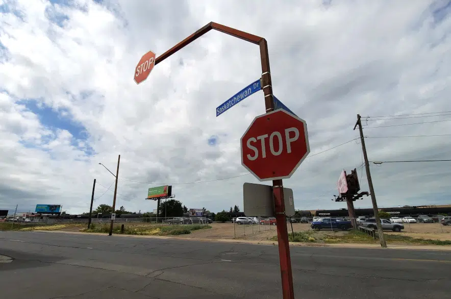 Saskatchewan police nabbing drivers for violations at intersections