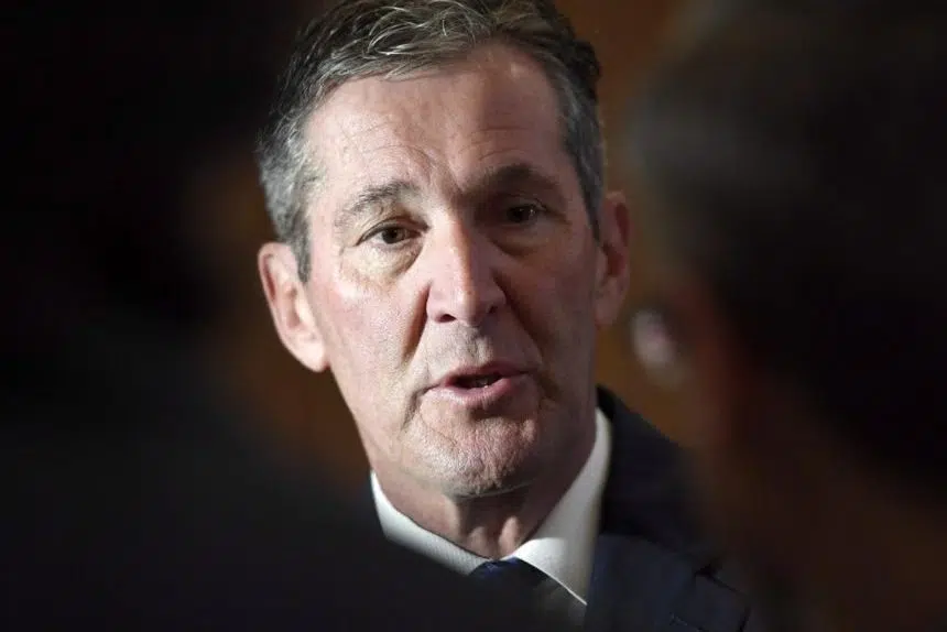 Manitoba carbon tax a maybe, Pallister says after meeting Trudeau in Winnipeg