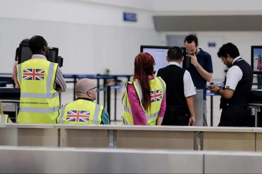 thomas cook hold luggage