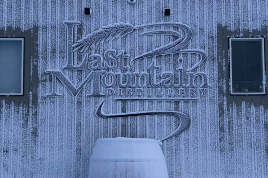 Saskatchewan distillery wins third straight Canadian Whisky Award - Vimarsana News