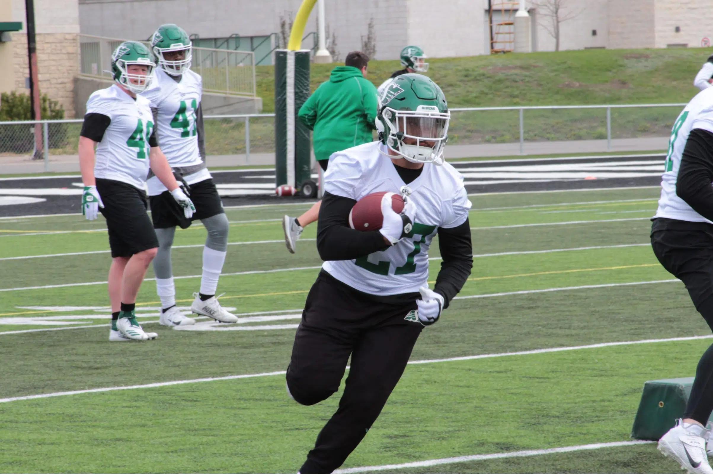 LaFrance, Banks among Riders’ cuts; all three backup QBs still on ...