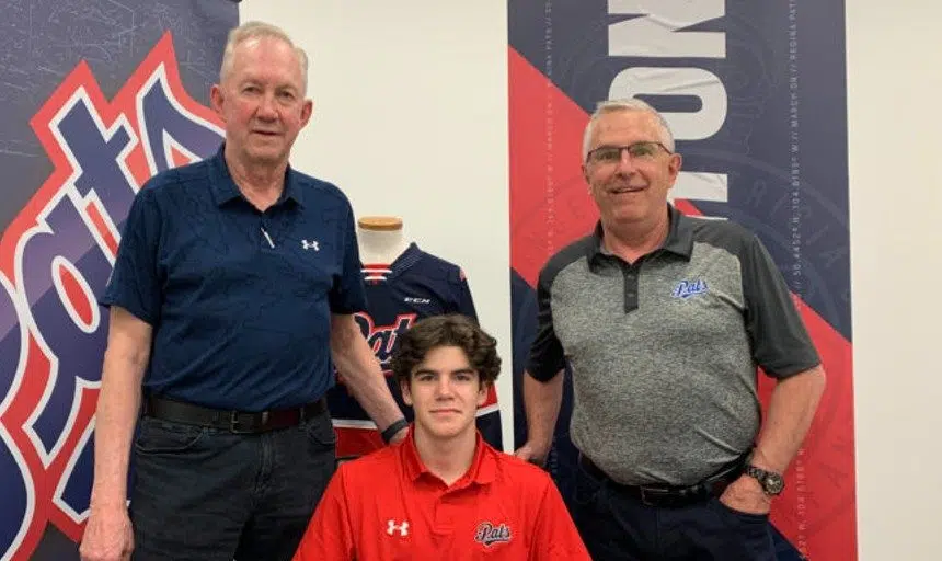 Pats sign first-round pick in 2022 WHL draft