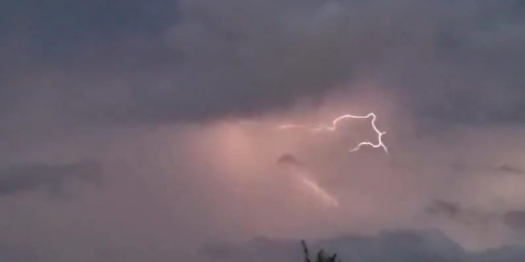 1 tornado confirmed, 2 others possible after wild day of weather - Vimarsana News