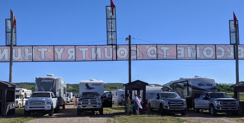Country music fans return to Craven for first time in three years - Vimarsana News