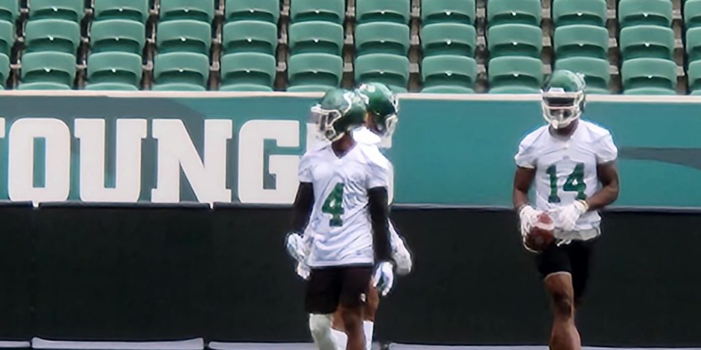 'It feels great': Moore, Evans set to return to Riders' receiving corps - Vimarsana News