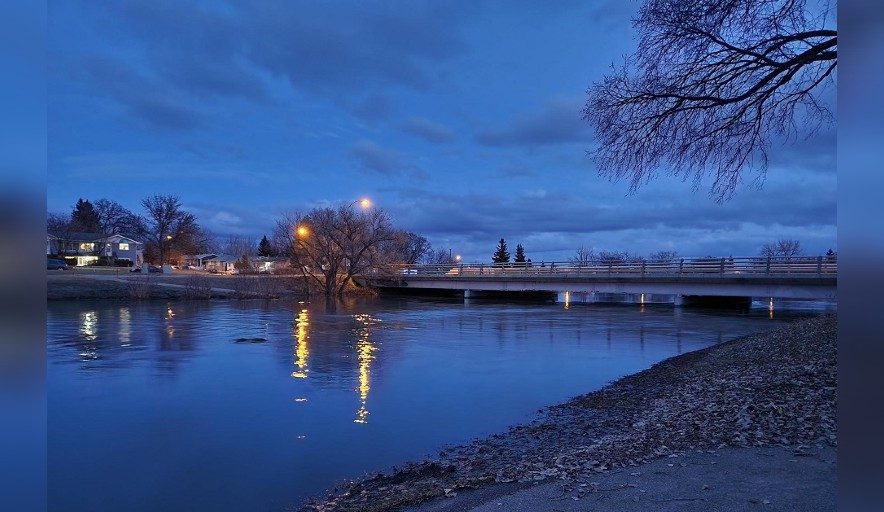 Flood expected to last weeks more in Swift Current - Vimarsana News