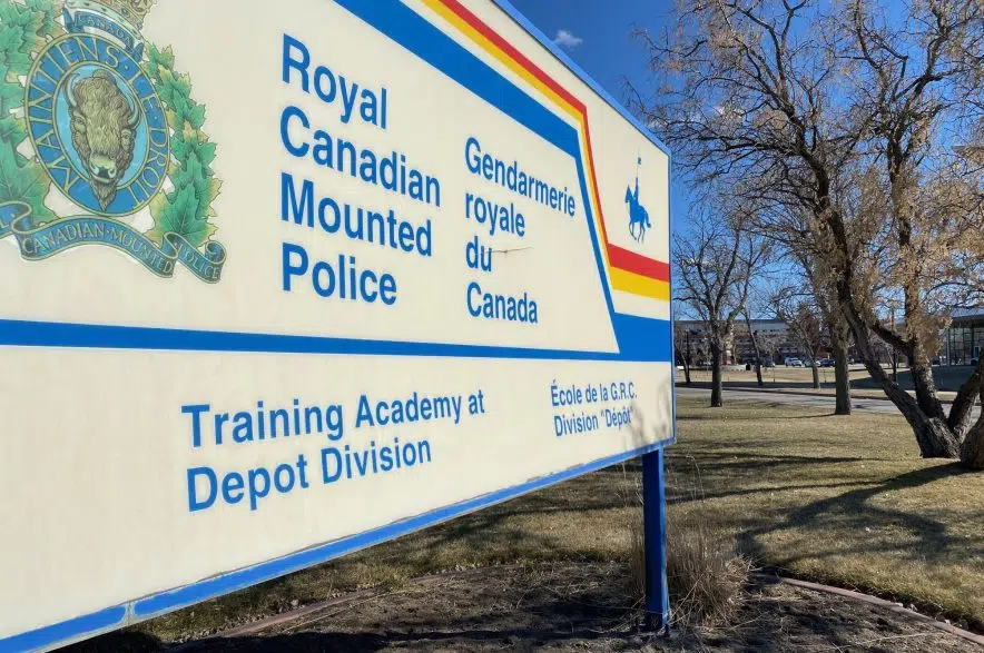 Montreal woman helping solve “cold cases” through Facebook page 650 CKOM