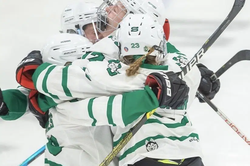 Huskies shut out Badgers at U Sports women’s hockey nationals