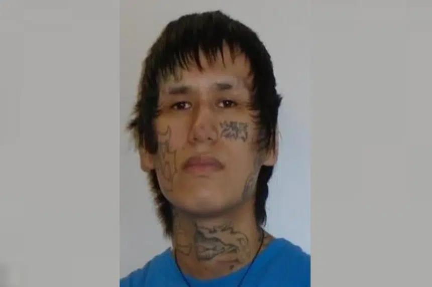 RCMP looking for man wanted on Canada-wide warrant