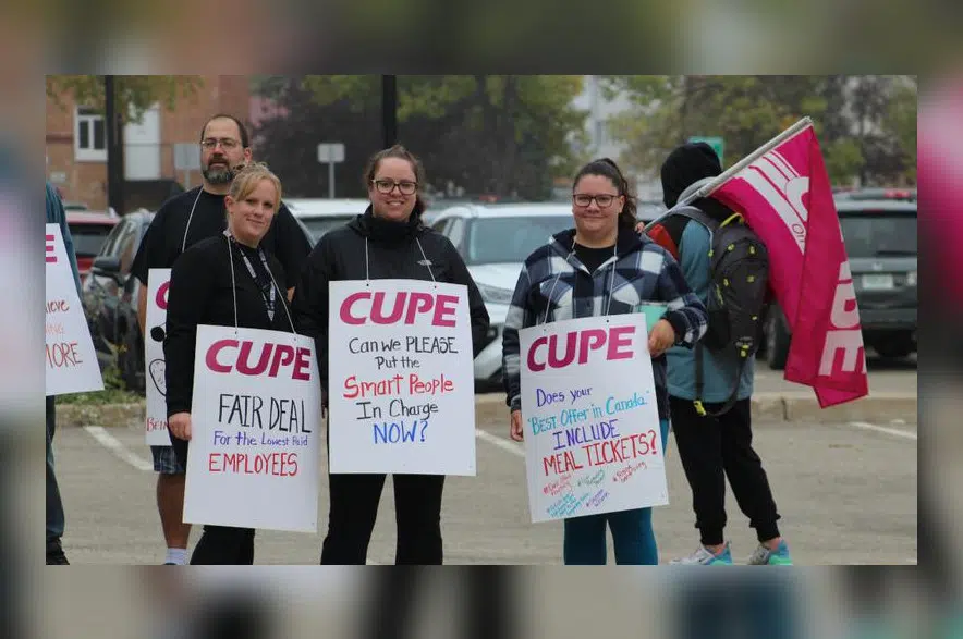 CUPE 882 on strike after latest offer to City of P.A. is rejected