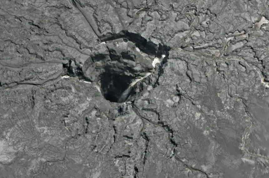 Sinkhole Leaks Fertilizer From Mosaic Plant Into Florida Water Aquifer ...